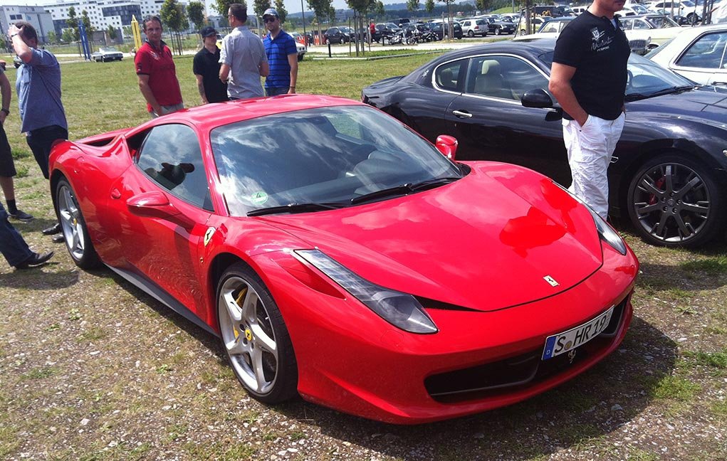 Automotive variety at the Böblingen summer festival 2013