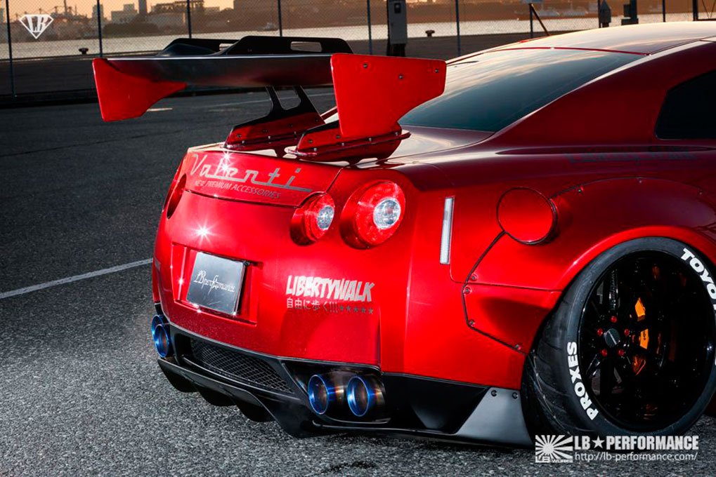 LB Performance NissanGT-R