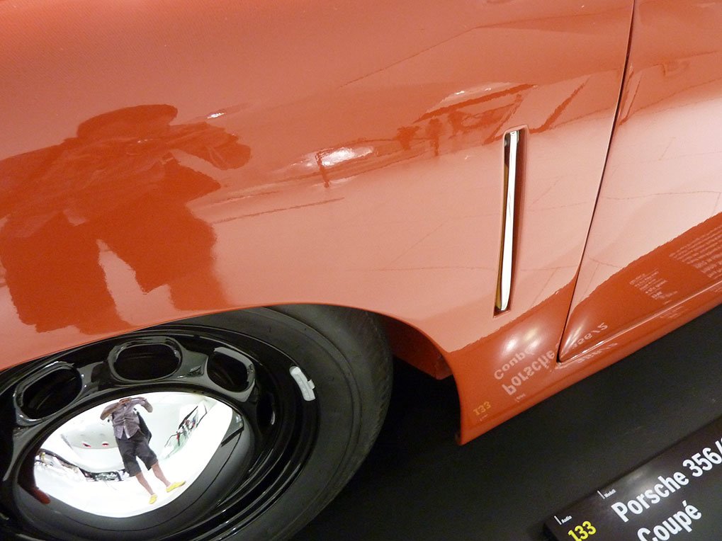 Historic detail display in the Porsche Museum