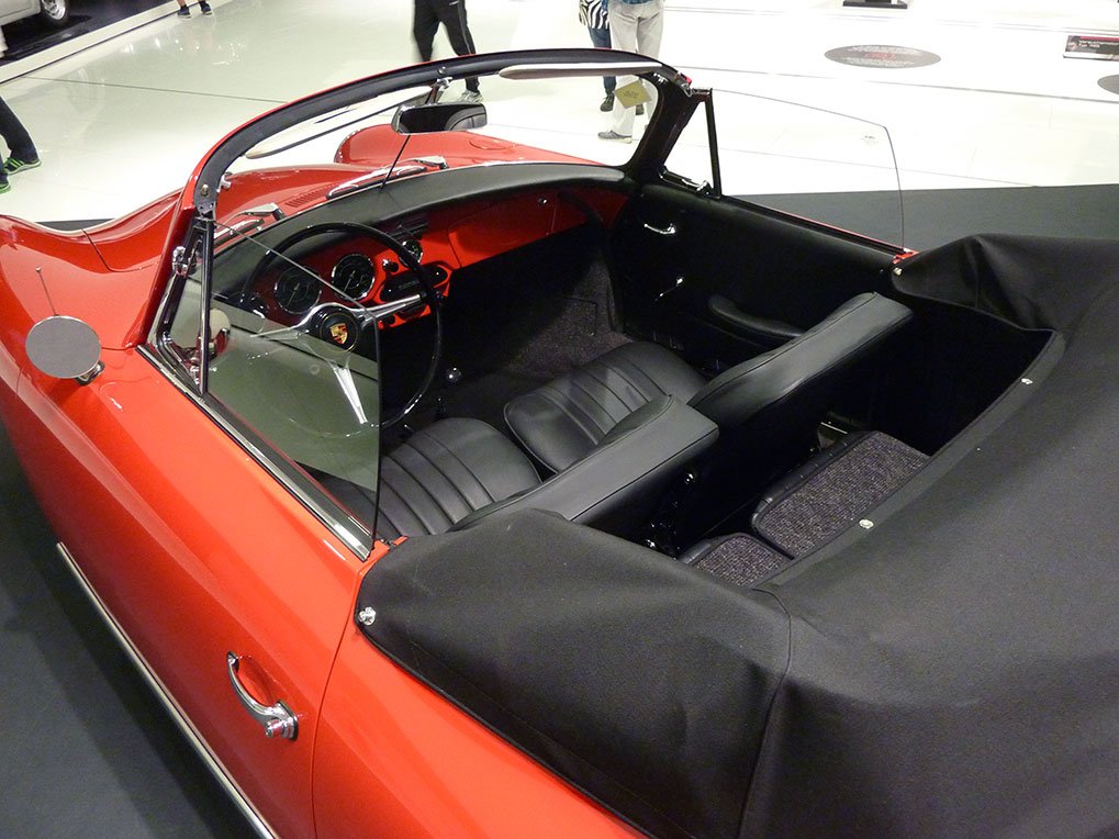 Porsche 356 C Cabriolet detail in the museum