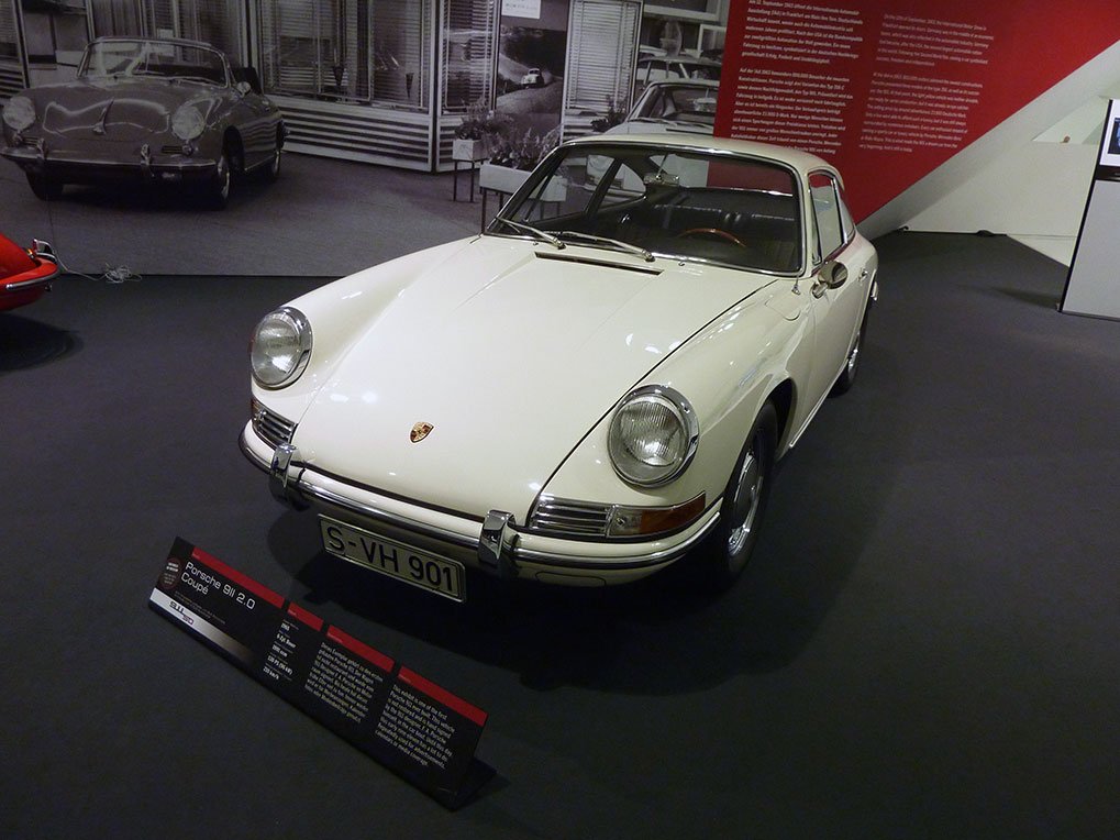 1964 Porsche 911 2.0 Coupe in the Porsche Museum
