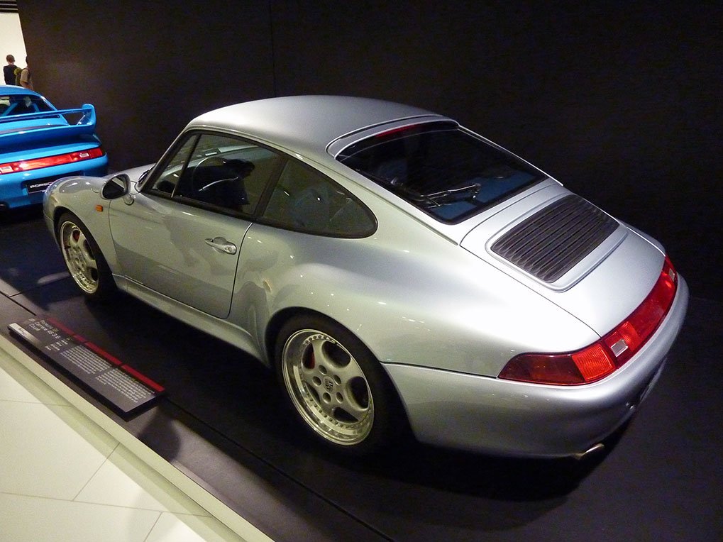 Porsche 911 Carrera RS 3.8 Clubsport in the museum