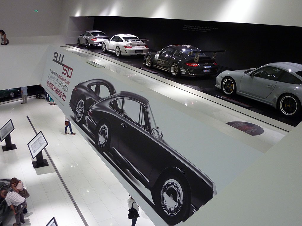 Final exterior view of the Porsche Museum in Stuttgart