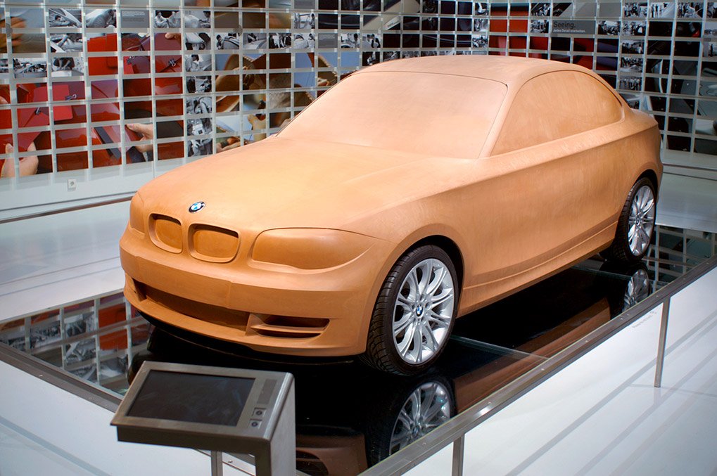 Cutaway model of the BMW E82 1 Series Coupe in the museum