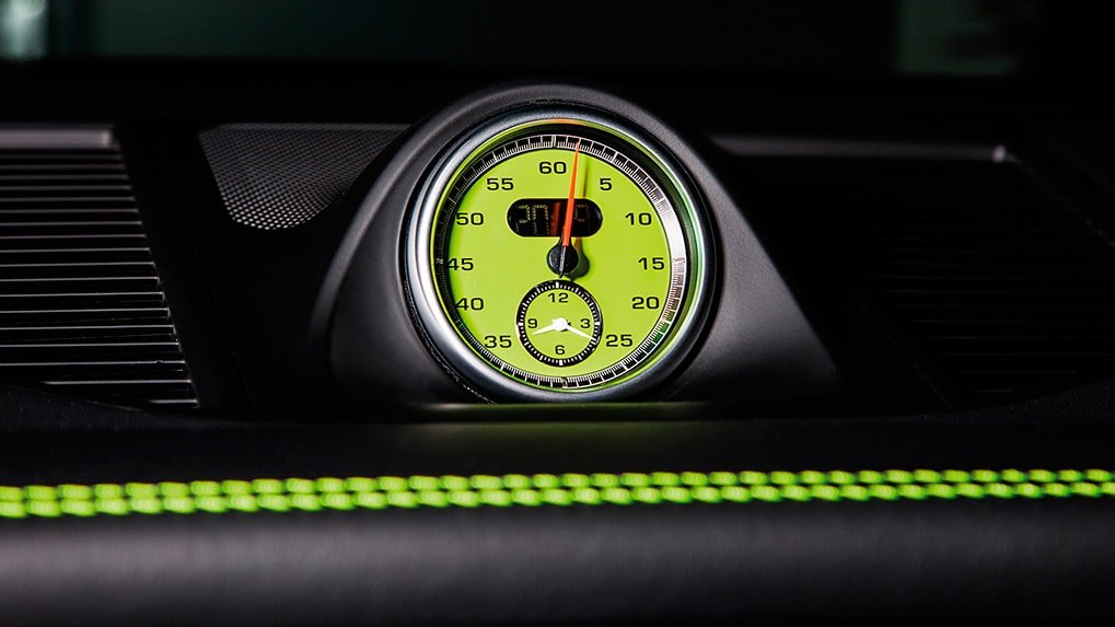Porsche Macan Techart widebody Interior