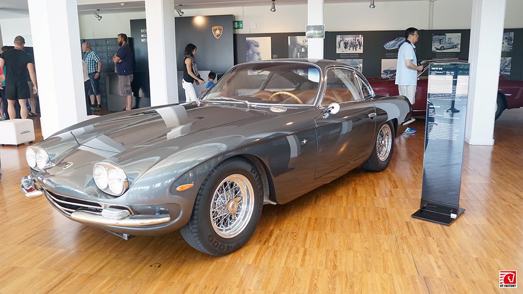 Lamborghini 400 GT 2+2 at the Lamborghini Museum