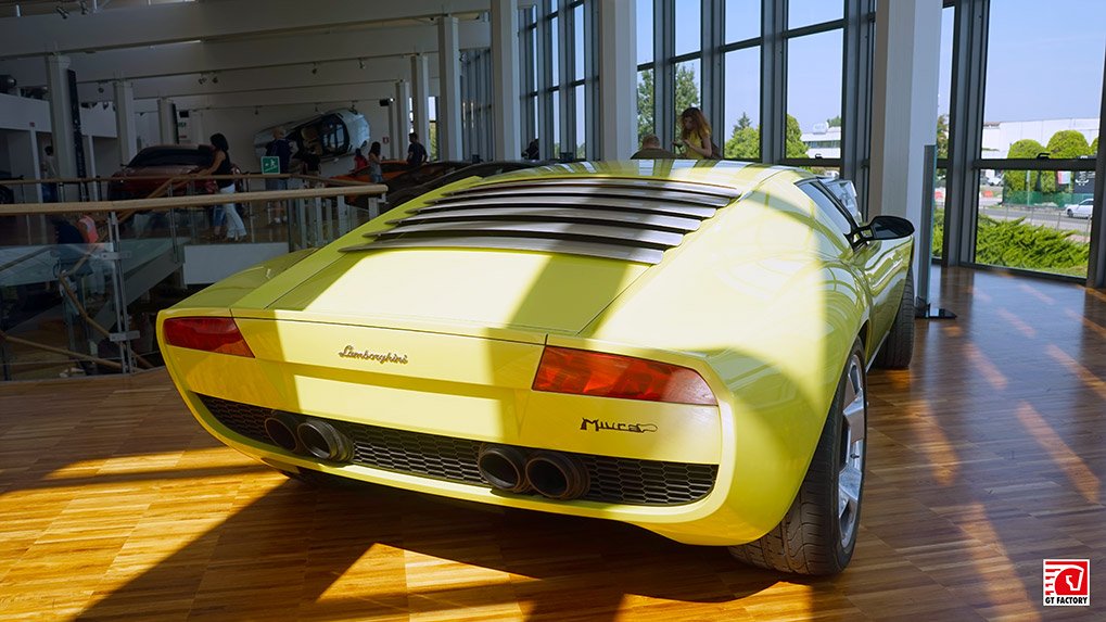 Lamborghini Miura concept side view at the museum