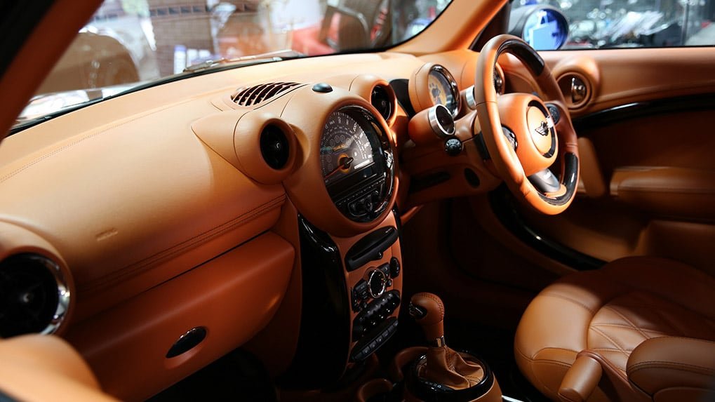 duell ag mini R60 countryman interior