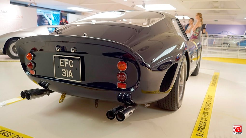 Ferrari 250 GTO 1962 front view at the museum