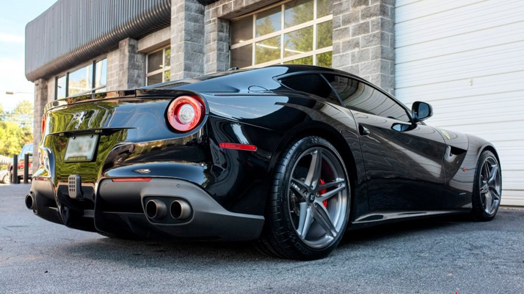 Односоставные моноблочные кованые диски HRE P107 для Ferrari F12