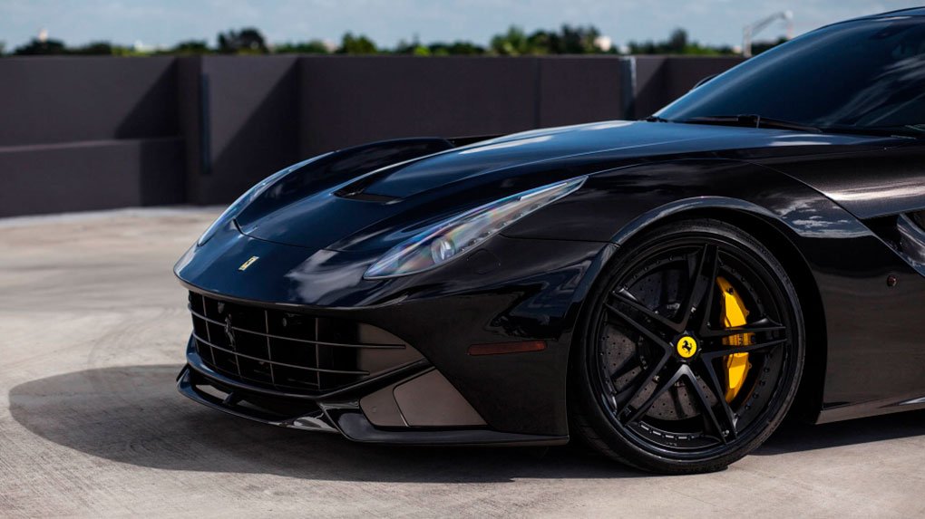 Трехсоставные кованые диски HRE S207 для Ferrari F12 Berlinetta