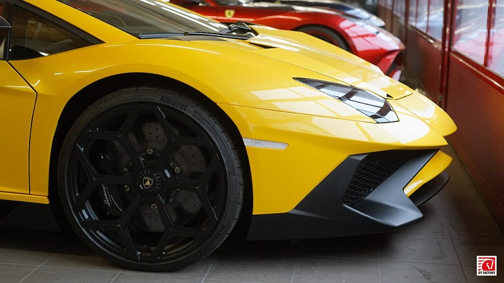 Novitec hood for the Lamborghini Aventador SV