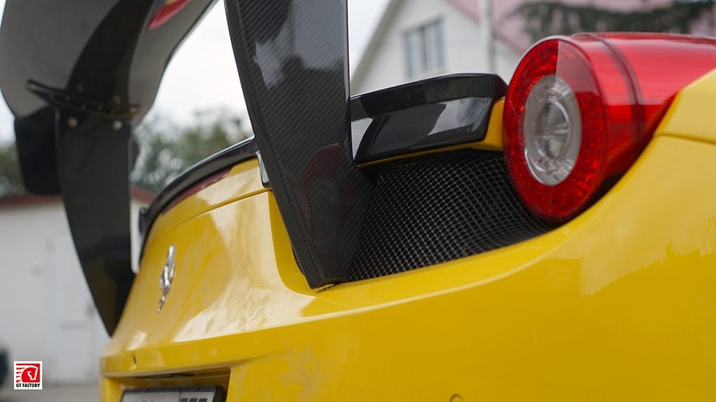 Bamd Ferrari 458 Italia GT3 wing