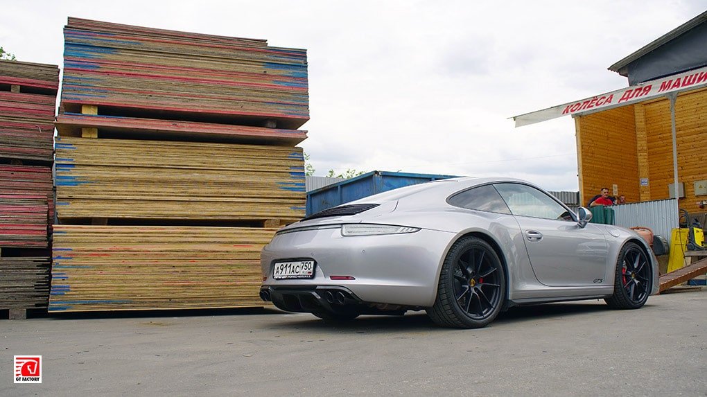 Карбоновый диффузор Vorsteiner V-GT Porsche 991 GTS