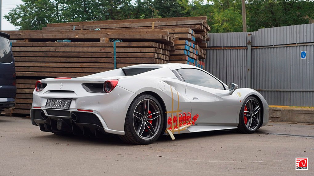 Тюнинг Ferrari 488 Spider Novitec iPE
