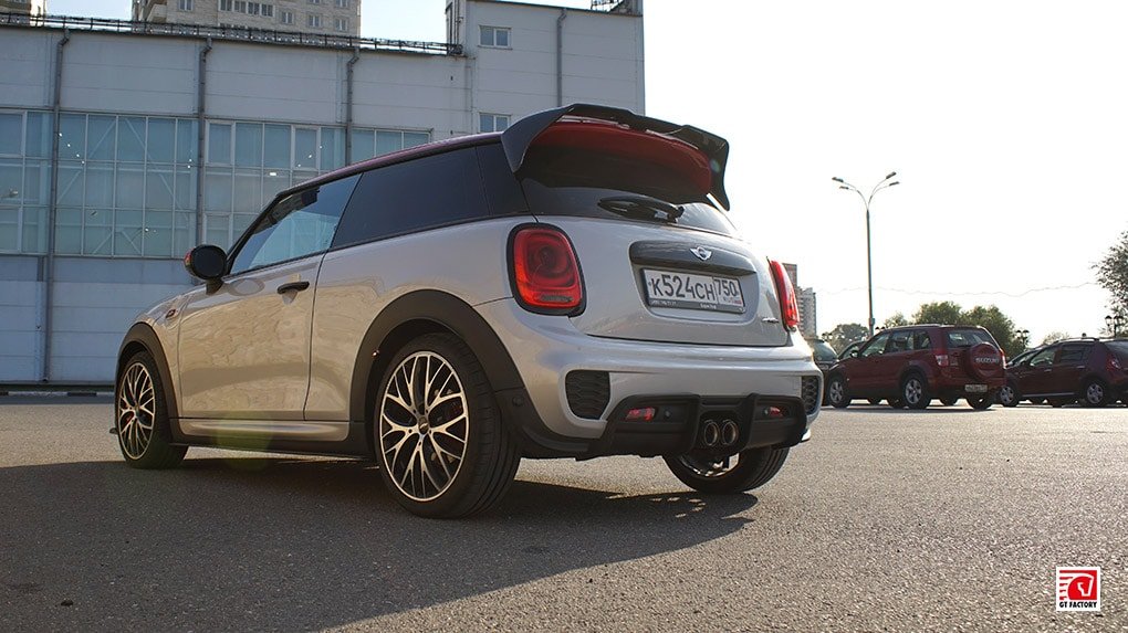 Установка Duell Ag GT Wing на MINI JCW F56