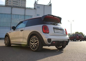 Установка Duell Ag GT Wing на MINI JCW F56