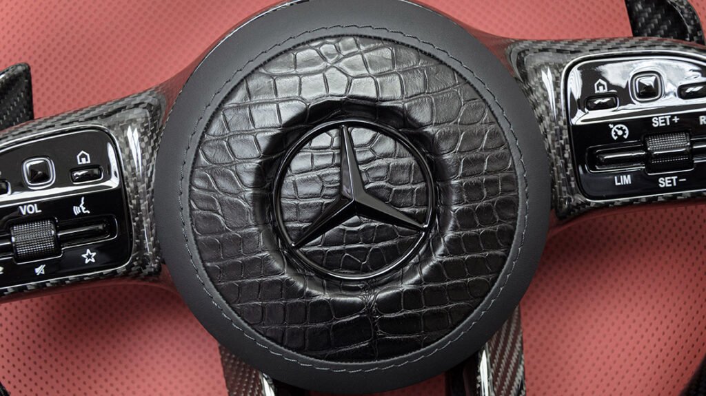 Signature Steering Wheel – Mercedes-AMG G63 Alligator Leather & Carbon Fiber