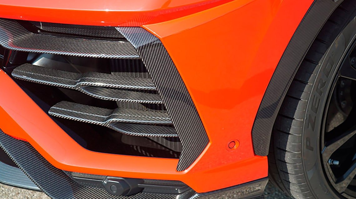 Urus L133350 накладки переднего бампера боковые элементы
