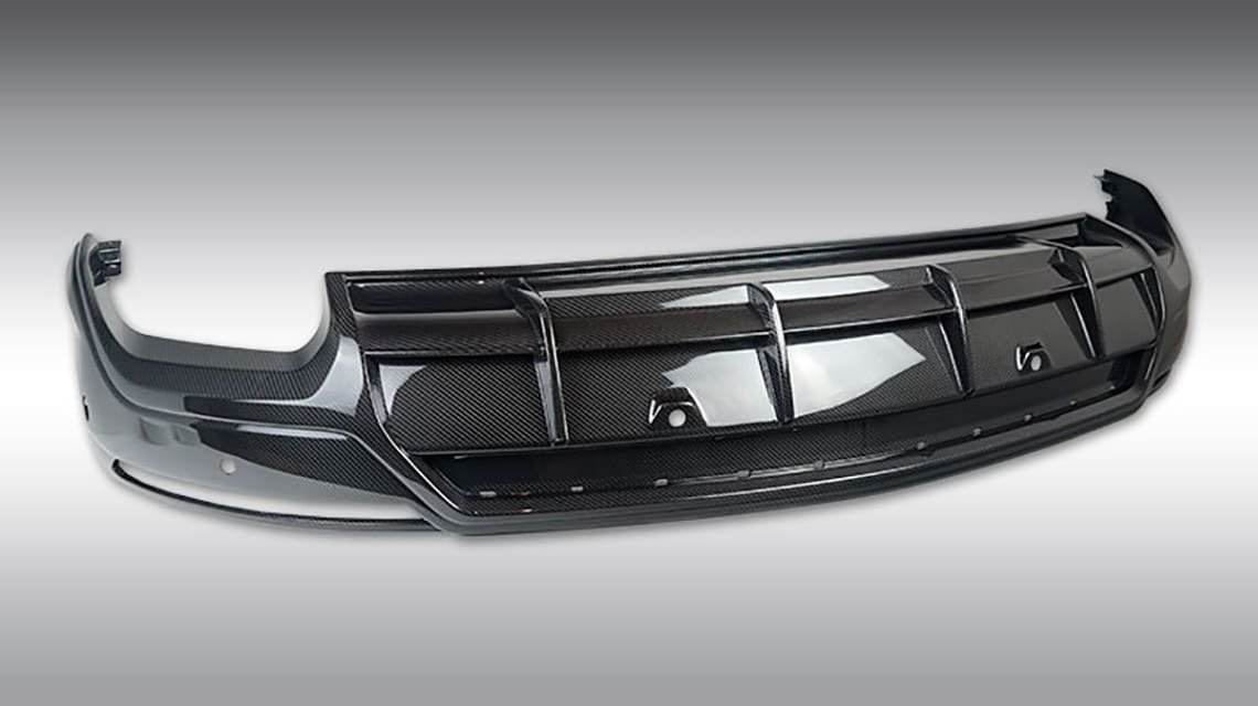 Urus L133373-99 задний диффузор cf oem