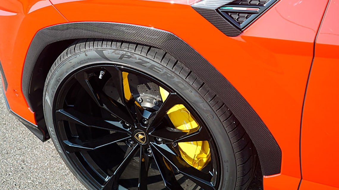 Urus L133376 фендеры 4 детали oem