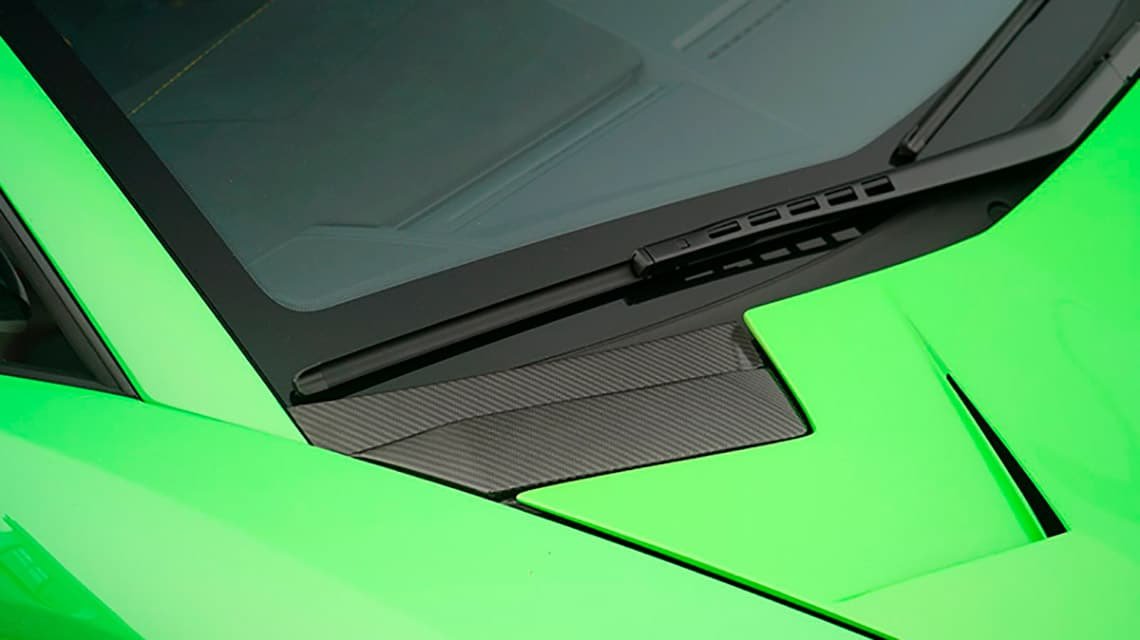 NOVITEC SVJ Воздухоотводы багажника карбон