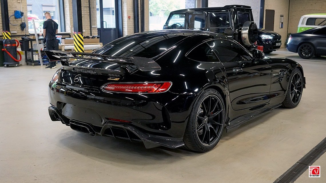Завершенный проект Renntech Mercedes-Benz AMG GT-R