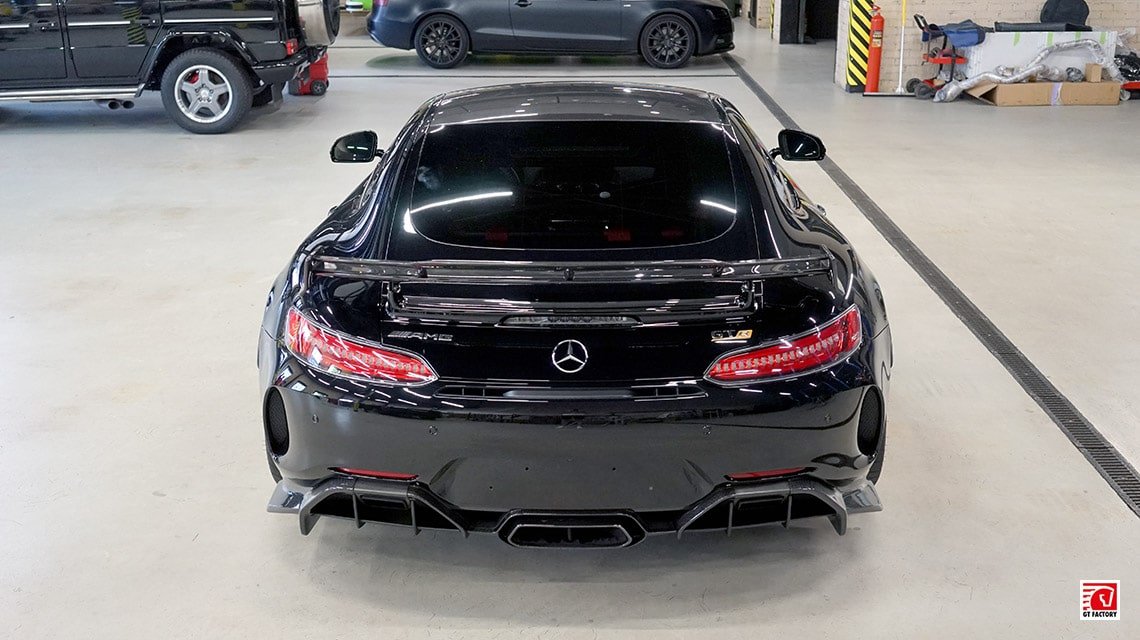 Завершили проект по выездной установке обвеса Renntech для Mercedes-Benz AMG GT-R C190
