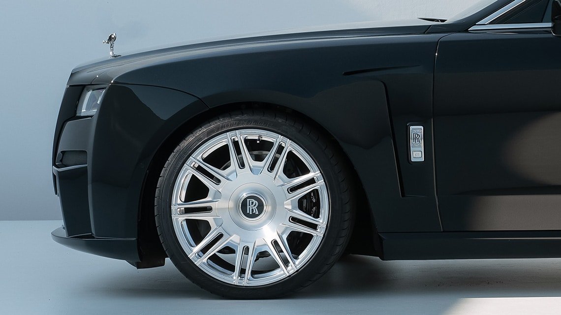 SPOFEC Rolls-Royce New Ghost Передние крылья R6 111 44