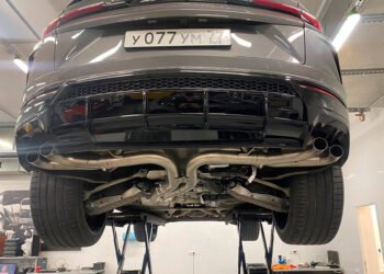 Установили на LAMBORGHINI URUS IPE CATBACK выхлопную систему