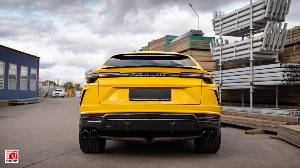 URUS экстерьер