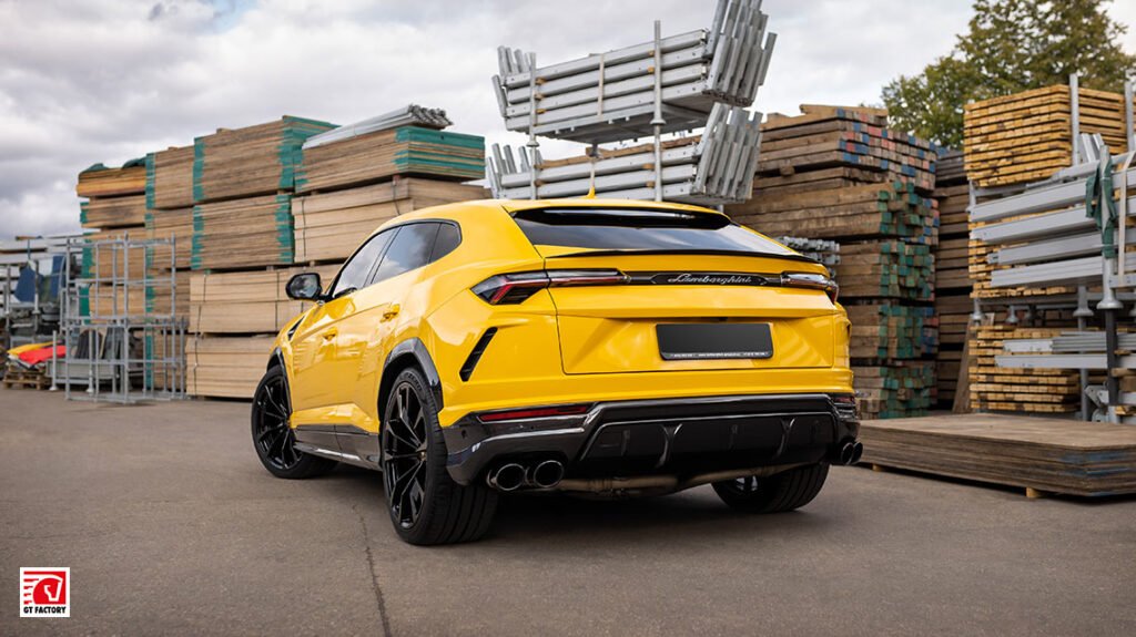 URUS экстерьер