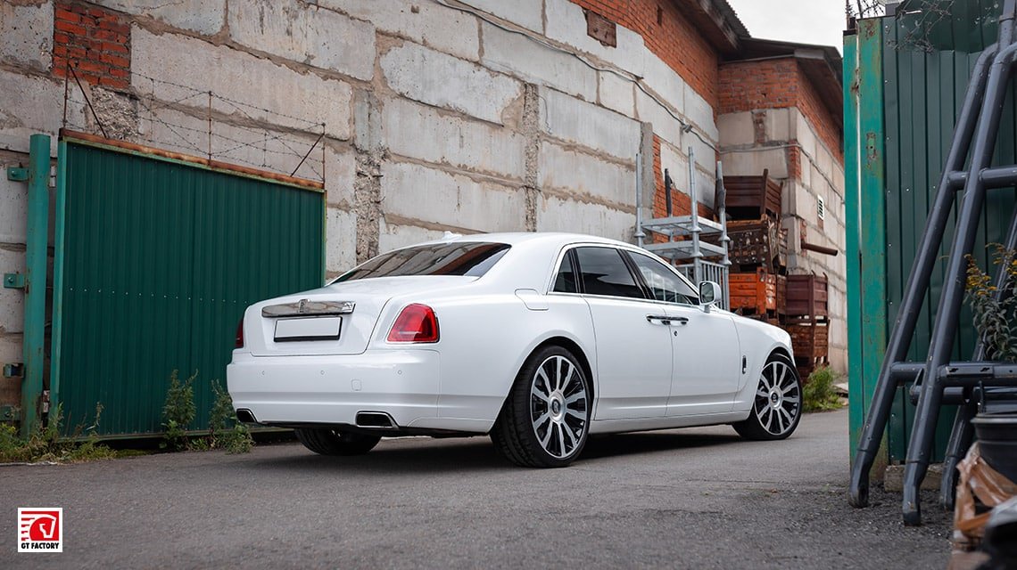 Проект NOVITEC белый ROLLS-ROYCE GHOST