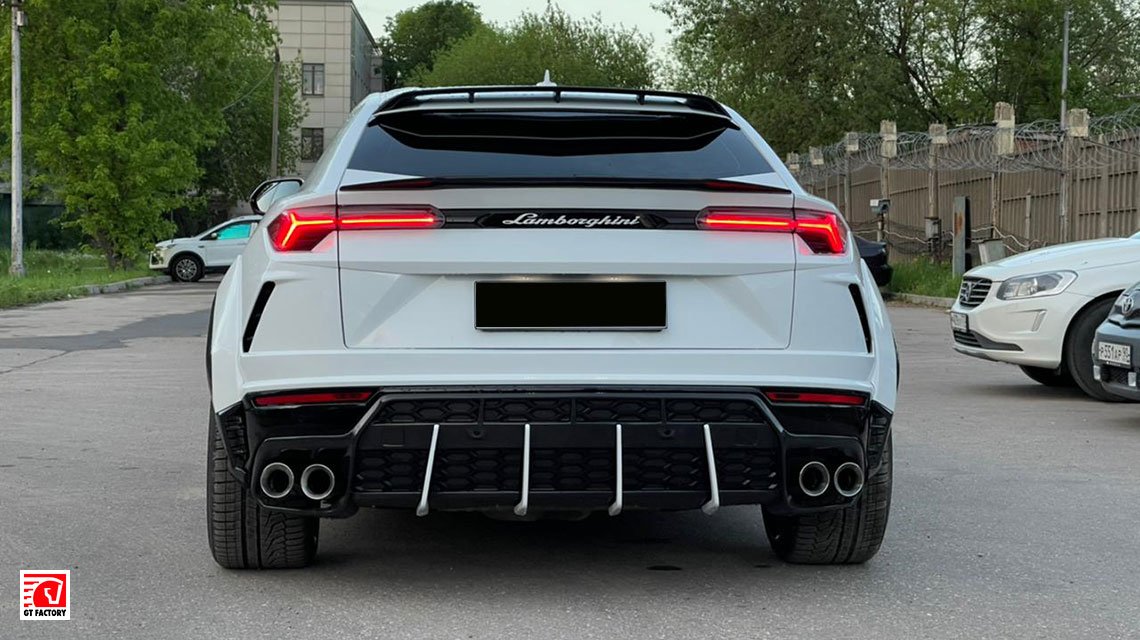 1016 Widebody Lamborghini URUS